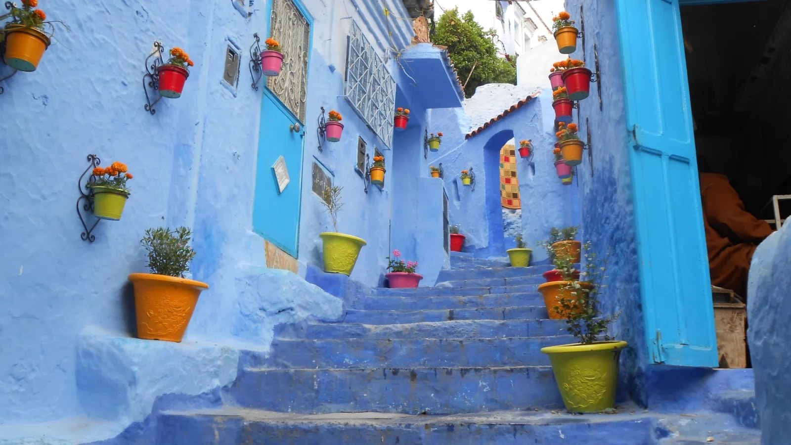 Tour from tangier to chefchaouen